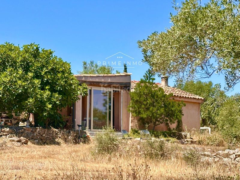 Foto d7ae9120-07f2-472d-9d91-3636f54bee16. Masia amb piscina a Perelló (El)
