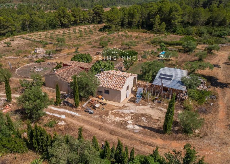 Foto e8fe173d-42ad-49a1-939d-53989cb14852. Masia amb piscina a Perelló (El)