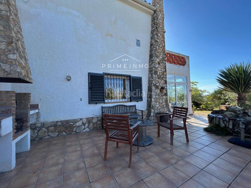 Foto 51025440-f09c-4a0e-a5dd-2b2508025115. Masia amb piscina a Ampolla (L´)