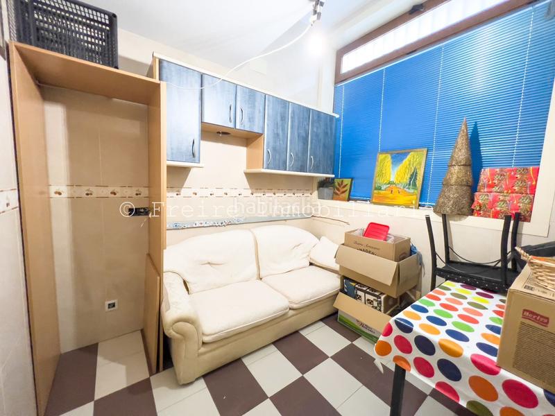 Foto 8ea61de3-7b0e-4949-9bd9-a8e085408899. Local comercial  del morrazo pontevedra en Cangas