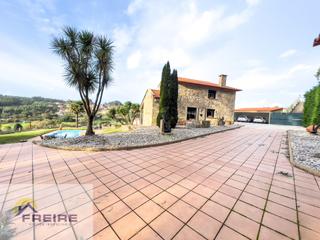 Casa a Bueu. Chalet en piedra en beluso bueupontevedra