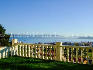 Casa a Bueu. Casa con vistas al mar en la zona de a ramorta bueu  pontevedra