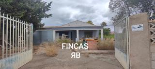 Masia a Pina de Ebro