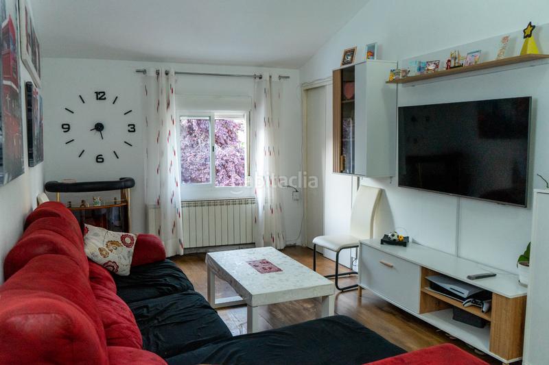 Foto b39419ce-6d75-4d57-9575-f51ae55407de. Casa amb calefacció a Valdefierro Zaragoza