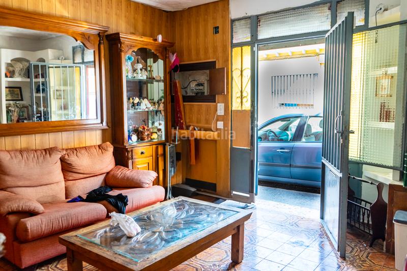 Foto 68cc5357-3842-4ed5-8dc2-503932bdc6b0. Casa amb calefacció aparcament a Valdefierro Zaragoza