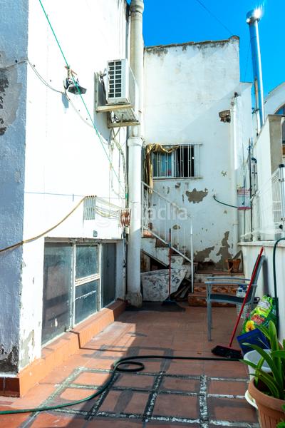 Foto b753b240-cce6-4ab1-9d7c-d75993de2a02. Casa amb calefacció aparcament a Valdefierro Zaragoza