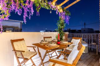 Àtic  Literato gabriel miro. En valencia