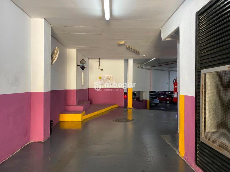 Foto fca9811a-6904-4c4f-a278-a530fe5e28e3. Posto auto in Russafa Valencia