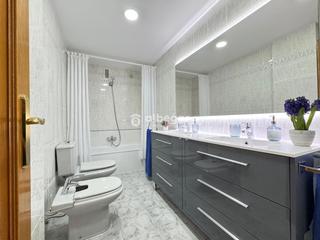 Appartement  Rascaña. Amplia vivienda en campanar con plaza de garaje incluida!