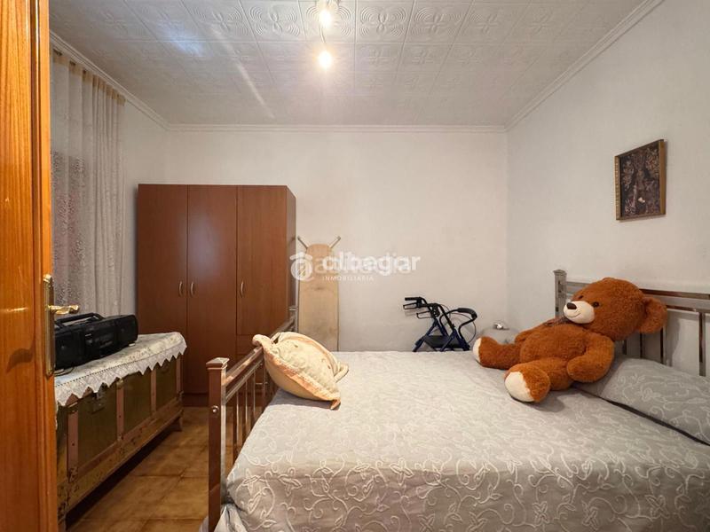 Foto 1a1b7e92-8c2c-4fe6-b745-6b832d3722a7. Chalet mit pool in Casco Antiguo Llíria