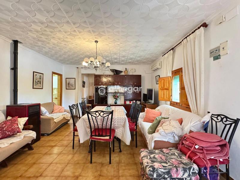 Foto ac610432-418d-4e18-a64b-197d7f08179d. Chalet mit pool in Casco Antiguo Llíria