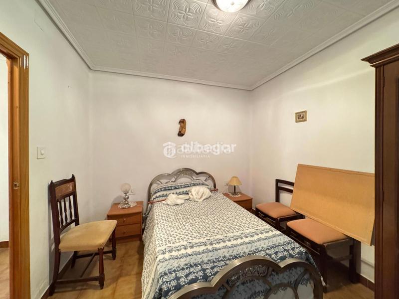 Foto cf771e19-f392-4476-b7d8-8d7b172f6d97. Chalet mit pool in Casco Antiguo Llíria