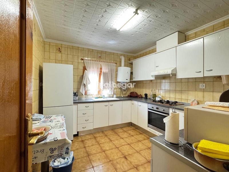 Foto f746a5bd-7a25-46a2-9311-54108e74df6f. Chalet mit pool in Casco Antiguo Llíria