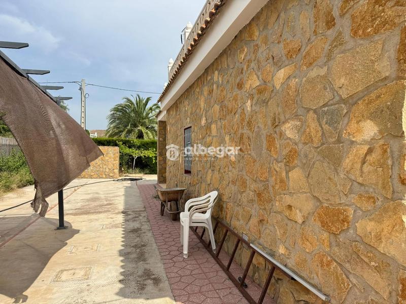 Foto ff8bb8ff-2403-4a98-b32e-9c1bc2ec20d8. Chalet mit pool in Casco Antiguo Llíria