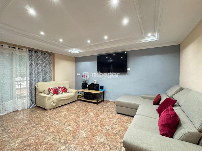 Foto 12fb67f6-cc9e-4a26-967e-466cc2ff10f0. Flat in Centro Ciudad Paterna