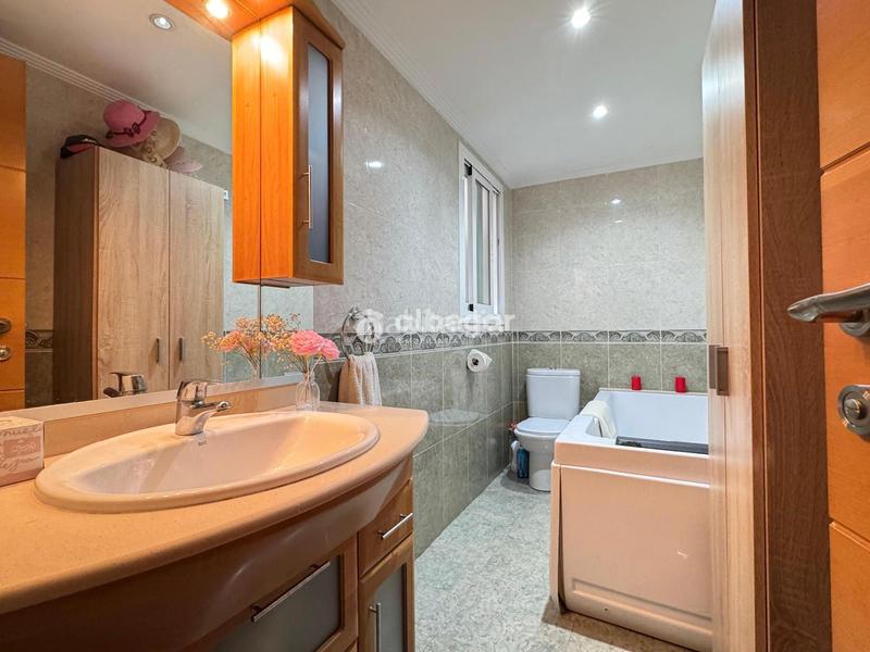 Foto c2699888-38ab-4f4c-83ef-0de3b8ed5269. Flat in Centro Ciudad Paterna