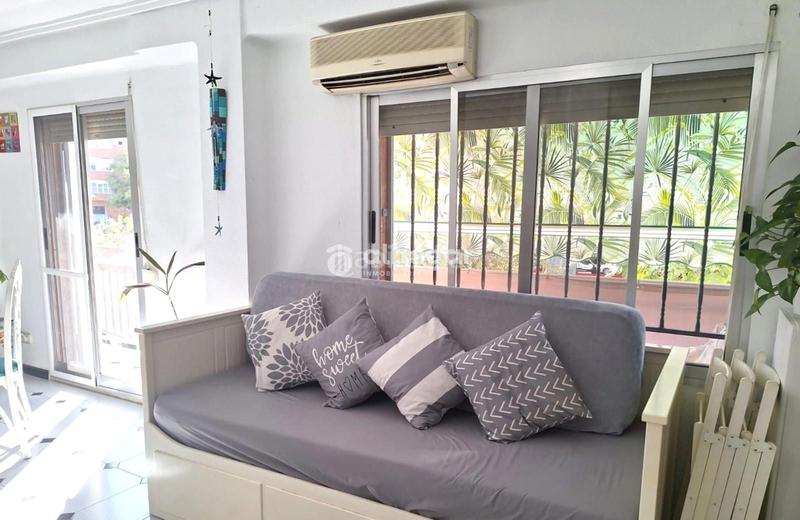 Foto fb2ed025-aab2-467f-a035-51ca6d663e2a. Alquiler piso fantástica vivienda en alquiler de temporada! en Valencia