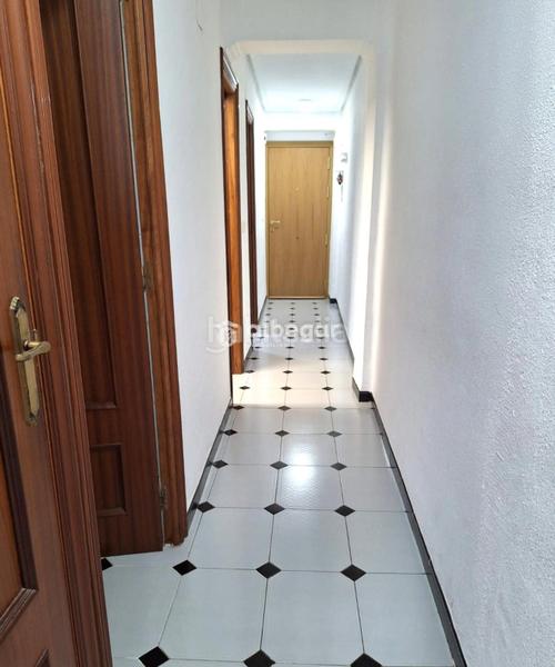 Foto a2f3b55f-6181-4741-a8bb-15db38026f1b. Miete etagenwohnung in El Cabanyal-El Canyamelar Valencia