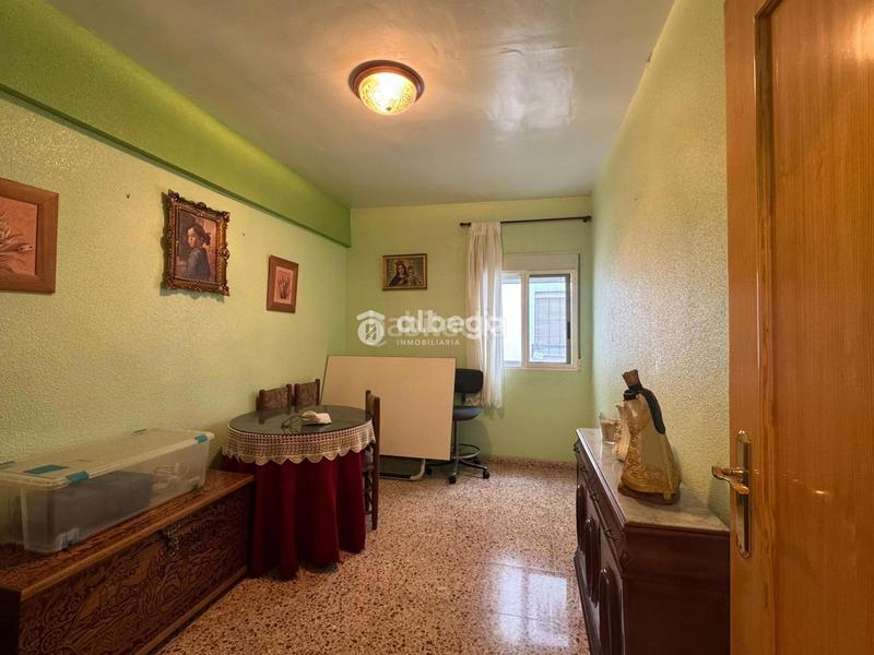 Foto 61ea94e9-ef93-41e9-a2e3-a9abee24894a. Pis a Moncada