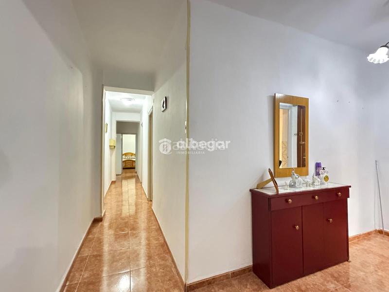 Foto 45ccdbbb-3ef8-4261-aa6d-e3e568d92b70. Appartamento in Malilla Valencia