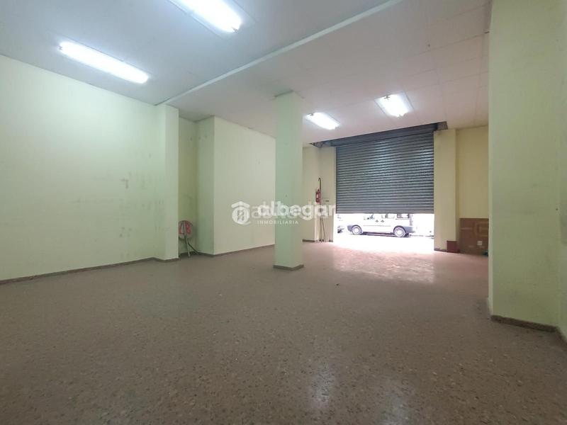 Foto a860f214-78b9-4479-a458-28435480c53a. Local commercial dans Zona Avenida al Vedat Torrent