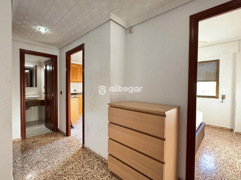 Foto 744718da-8197-4768-ad4e-0c50df876c72. Dúplex a Benetússer