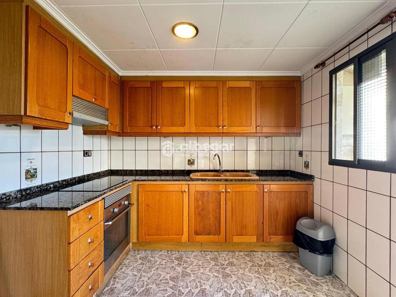 Foto a2b23006-47bc-4311-8cc0-c3bbee5c2a90. Dúplex a Benetússer