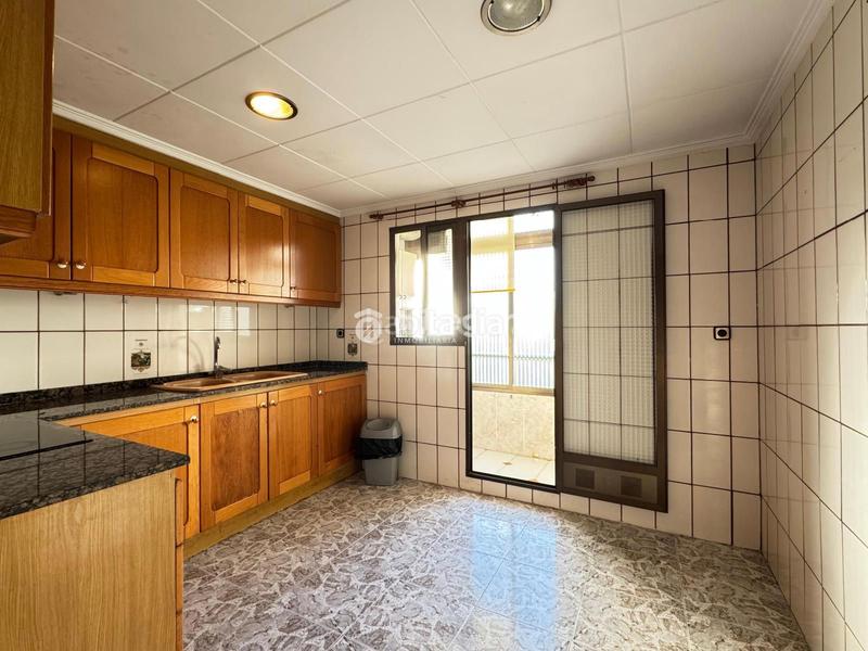 Foto bd8d47df-9773-48aa-b990-90c19c48a6f5. Dúplex a Benetússer