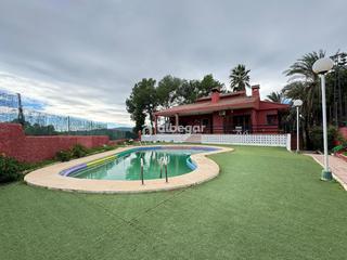 Xalet  Calvari. En albalat dels tarongers