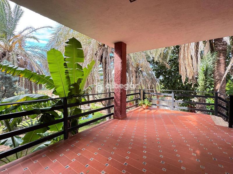 Foto 3f00018d-8695-40a5-b3fc-3033677a48e7. Chalet con parcheggio piscina in Albalat dels Tarongers