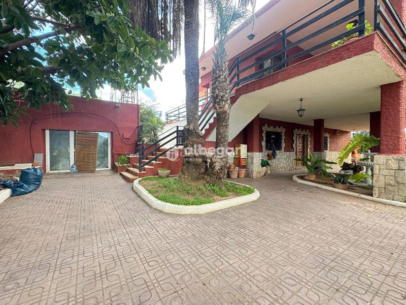 Foto 69cb3770-38bb-405b-a5d7-2840bf13b5e7. Chalet con parcheggio piscina in Albalat dels Tarongers