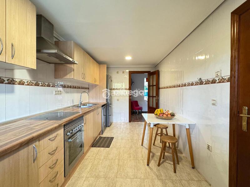 Foto 6d04bce1-428a-443b-bcc8-18e253a6af4b. Chalet con parcheggio piscina in Albalat dels Tarongers