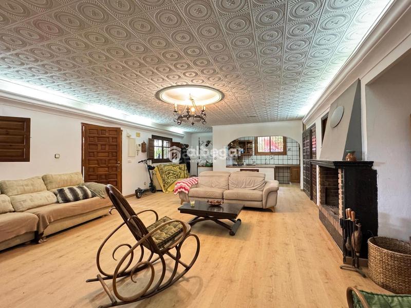 Foto ca09d0fe-dec1-428b-ba7a-ac372a488897. Chalet con parcheggio piscina in Albalat dels Tarongers