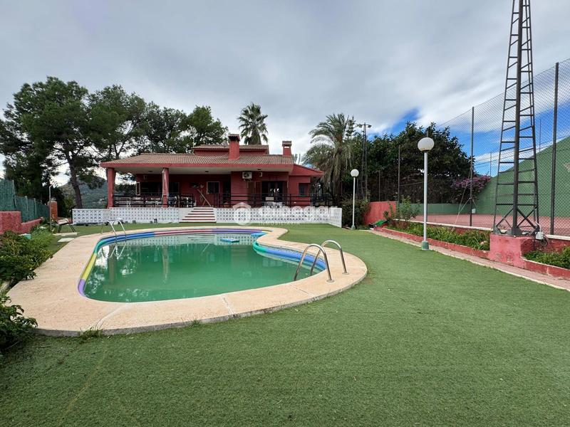 Foto de4f0b3d-a85e-4fdf-a811-298b5439b66a. Chalet con parcheggio piscina in Albalat dels Tarongers