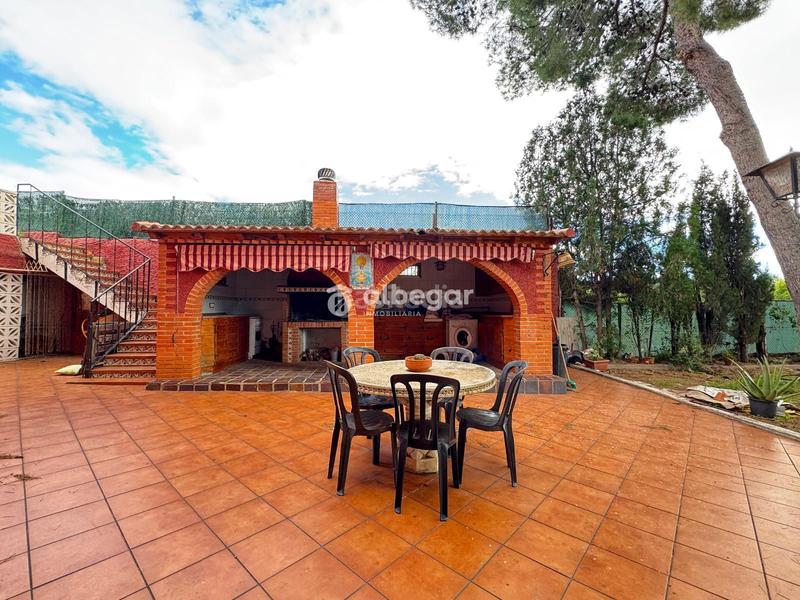 Foto efac81e3-b37b-460c-90cb-30b8f8c0f3d5. Chalet con parcheggio piscina in Albalat dels Tarongers