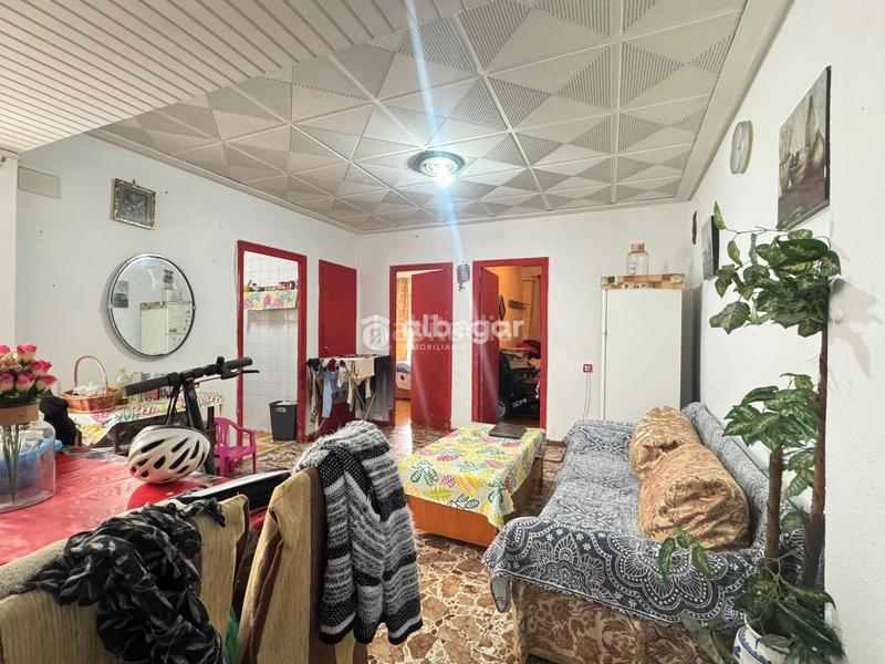 Foto b19d454b-d25b-423e-840a-d97fc955e974. Flat in Les Tendetes - Avenida Burjassot Valencia