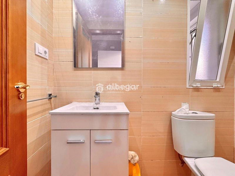 Foto 68621b64-a334-4a79-bab2-6d410e5760a7. Casa adossada a Alfafar