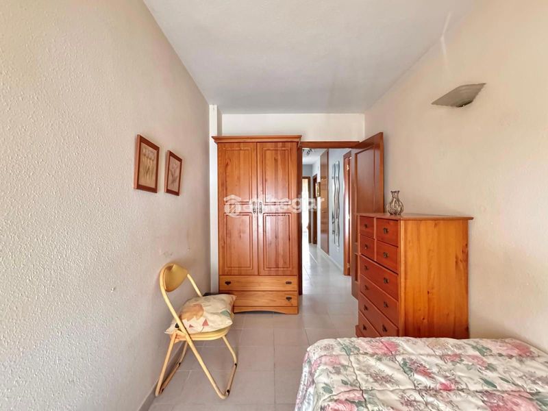 Foto 6b469a46-302a-42b4-a4f9-61c59a2197ac. Casa adossada a Alfafar