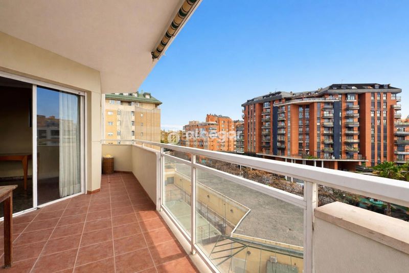 Foto 0c17033f-4c75-4507-8177-07f2b86fde08. Pis amb calefacció aparcament piscina a Nou Campanar Valencia