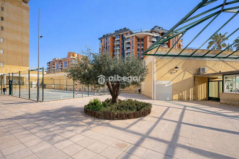 Foto 2ea2b5f1-f76f-4005-b250-036276b09aa8. Pis amb calefacció aparcament piscina a Nou Campanar Valencia