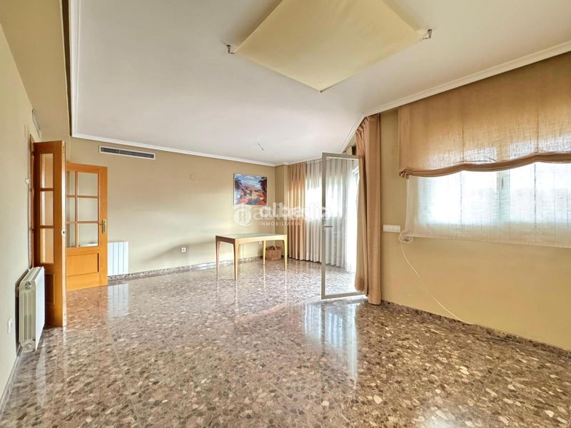 Foto 5a08f804-c88c-435b-98d3-71509e7ce010. Pis amb calefacció aparcament piscina a Nou Campanar Valencia