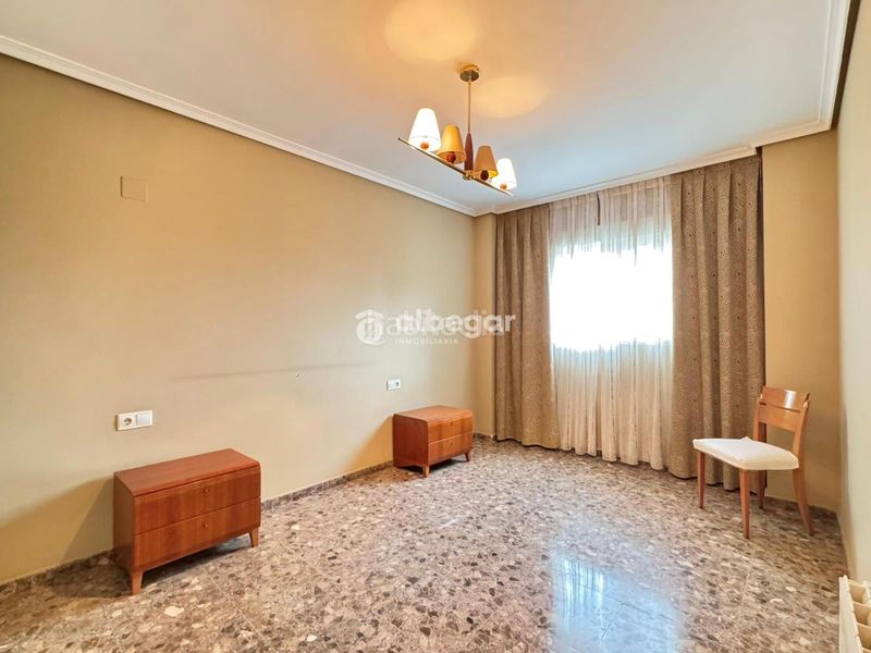Foto ad40f64d-e294-4366-8e44-3ff22b69da08. Pis amb calefacció aparcament piscina a Nou Campanar Valencia