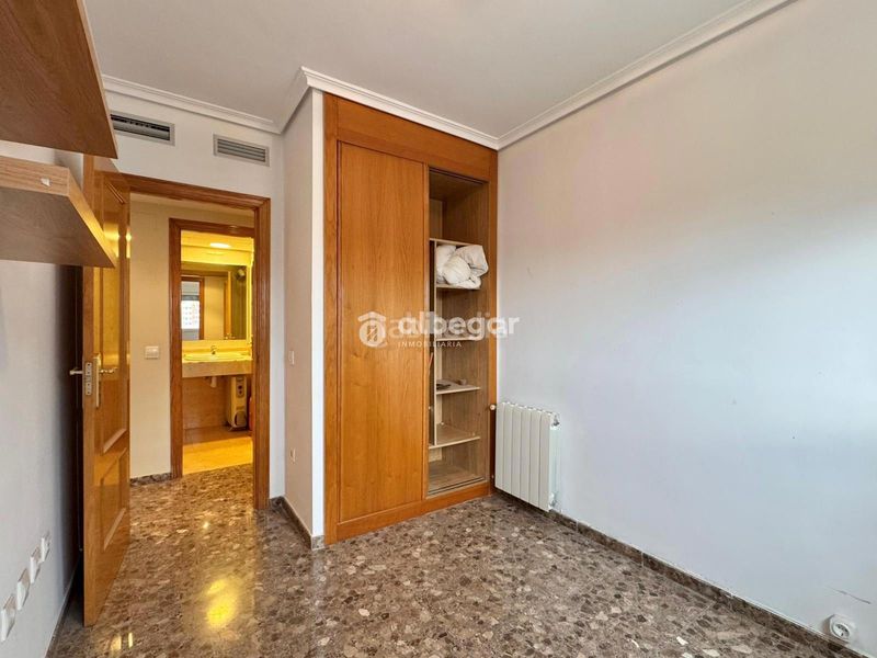 Foto b7f69508-d9b2-4d9c-98d2-23a36c317231. Pis amb calefacció aparcament piscina a Nou Campanar Valencia