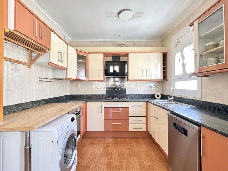 Foto 6c2d0c0a-f9c2-4b70-80bd-62243283f6b3. Pis a El Calvari Valencia