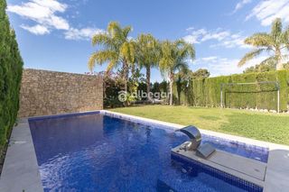 Chalet en San Antonio de Benagéber. En san antonio de benagéber