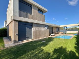 Lloguer Casa adossada a Torre en Conill-Cumbres de San Antonio. En bétera