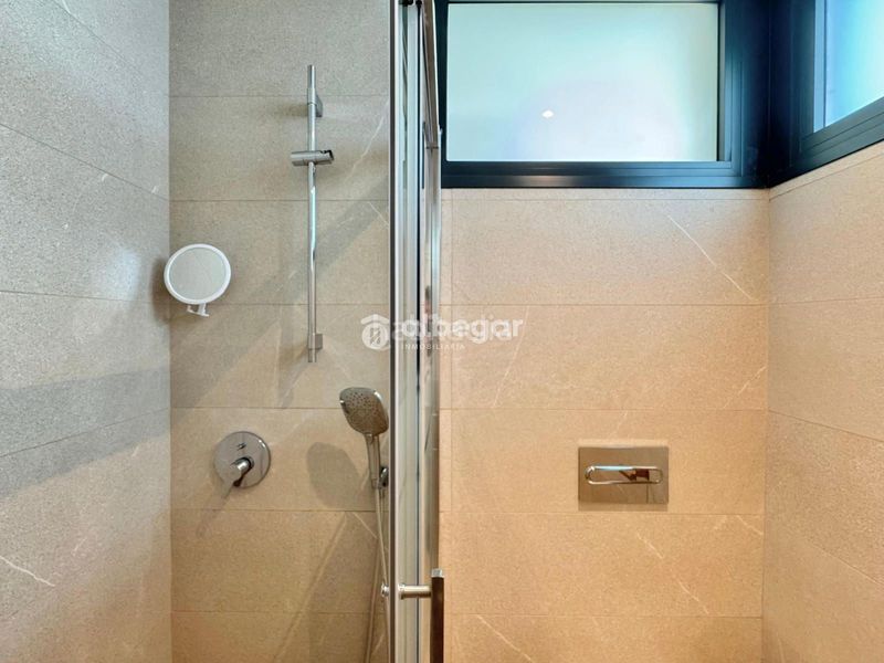 Foto 2c5479f9-1f87-45b5-8ce5-8a82813d2200. Lloguer xalet amb piscina a Torre en Conill-Cumbres de San Antonio Bétera