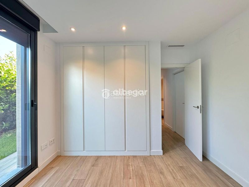 Foto 9f6be320-fc8a-469d-9128-5645fd1b20d9. Lloguer xalet amb piscina a Torre en Conill-Cumbres de San Antonio Bétera