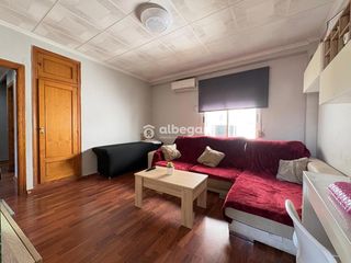 Pis a La Creu Coberta. Piso en venta en lhort de senabre