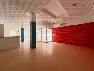 Local Comercial  Peno de la conquesta. Local comercial en venta en mislata